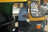 سقوط 3 شرعوا في ذبح سائق "توك توك"