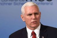 نائب الرئيس الأمريكى "مايك بينس"