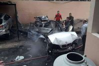 السيارة التي تم تفجيرها في صيدا - من الوكالة الوطنية للإعلام