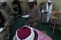 
  الاختبار التحريري بالمركز الثقافى للأئمة المتقدمين لمسابقة القراءة الحرة بأسوان