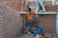 بناء المنزل