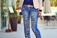 البناطيل الممزقة