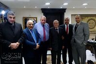 القضاه ومدير الامن