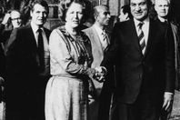 مبارك مع تاتشر