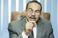 يحيى حسين عبد الهادى
