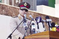 "السيسي" في خطاب التفويض عام 2013