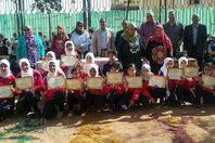 صور الطالبات الفائزين