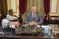 رئيس جامعة القاهرة