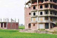 بناء على الأراضى الزراعية (أرشيفية)