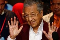 مهاتير يمنع استضافة رياضيين إسرائيليين