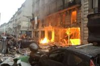 من الانفجار