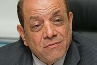 شكري أبو عميرة