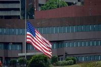 العلم الامريكى