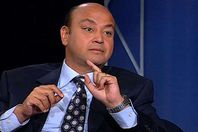 الإعلامي عمرو أديب