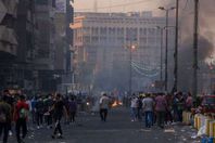 قوات الأمن تقتحم اعتصام البصرة 

