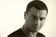 عباس أبو الحسن