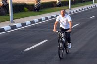 64-141215-egypt-sisi-youth-marathon-sharm-shiekh-peace