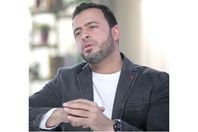 220px-Mustafa_Hosny_3