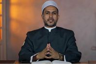 196-201046-islamic-preacher-warns-3-words_700x400