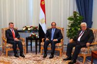 قمة مصرية - فلسطينية - أردنية