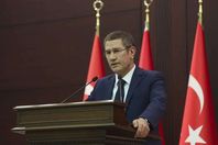 وزير الدفاع التركي نور الدين جانيكلي،