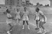 فريد شوقى بدون الباروكة