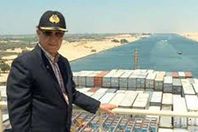 الفريق مهاب مميش  رئيس الهيئة الإقتصادية لقناة السويس