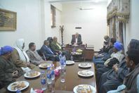 اصحاب المحار مع محافظ المنيا