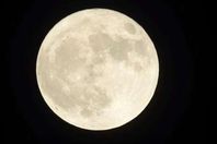 القمر الكبير