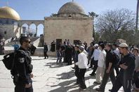 مستوطنون  يقتحمون المسجدالأقصى ارشيفية