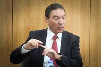 الدكتور هاني الناظر، استشاري أمراض الجلدية