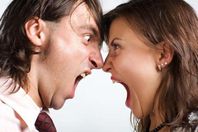 الشجار بين الازواج