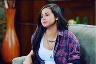 الفنانة الصاعدة منة عرفة