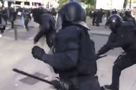 مواجهات بين الشرطة الإسبانية ومتظاهرين في برشلونة