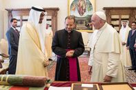 بابا الفاتيكان والشيخ محمد بن زايد