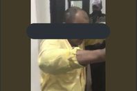 كويتي يعتدي بالضرب المبرح على وافد