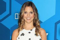 مذيعة امريكية