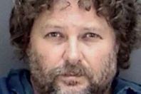 يغتصب أخته الصغيرة بعد أن أهدته أمه كتابًا عن "زنا المحارم"