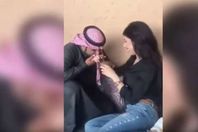 الفتاة والشاب