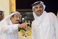 الملك سلمان وأمير قطر