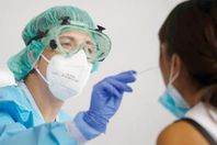 135-150844-cases-corona-recovery-uae_700x400