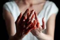 فتاة تقتل خطيبها لاعتراضه على زواجها من آخر بالدقهلية