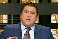 بالفيديو.. "متصلة" تحرج معتز الدمرداش على الهواء