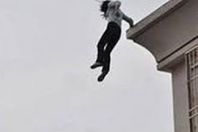 «علاقة عاطفية» وراء انتحار فتاة بالشيخ زايد