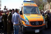 إصابة شخص وطفلة بحادثين منفصلين بالشيخ زويد