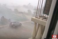 بالفيديو.. الرياح تقلب سيارة!