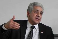 شاهد.. قطع البث عن حمدين صباحى