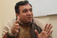 عمار على حسن لـ السيسى: "سيبك من التفاصيل وخليك في المهم