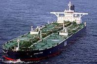 مصادر: ناقلات نفط وغاز متجهة إلى اليمن غيرت مسارها