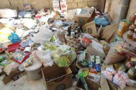 ضبط سلع غذائية فاسدة في سوهاج